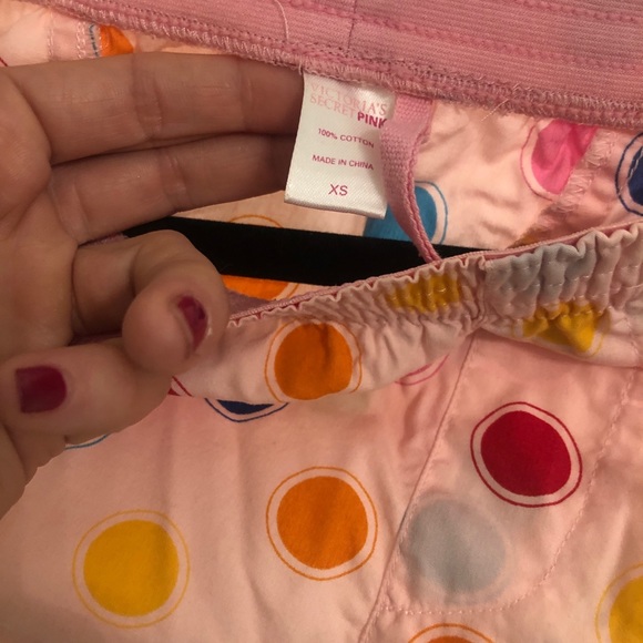 PINK VS lounge shorts - Picture 2 of 5